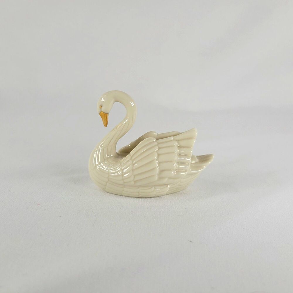 Vintage Lenox Swan Figurine 24K Gold Accents Place Card Holder / Cake Topper